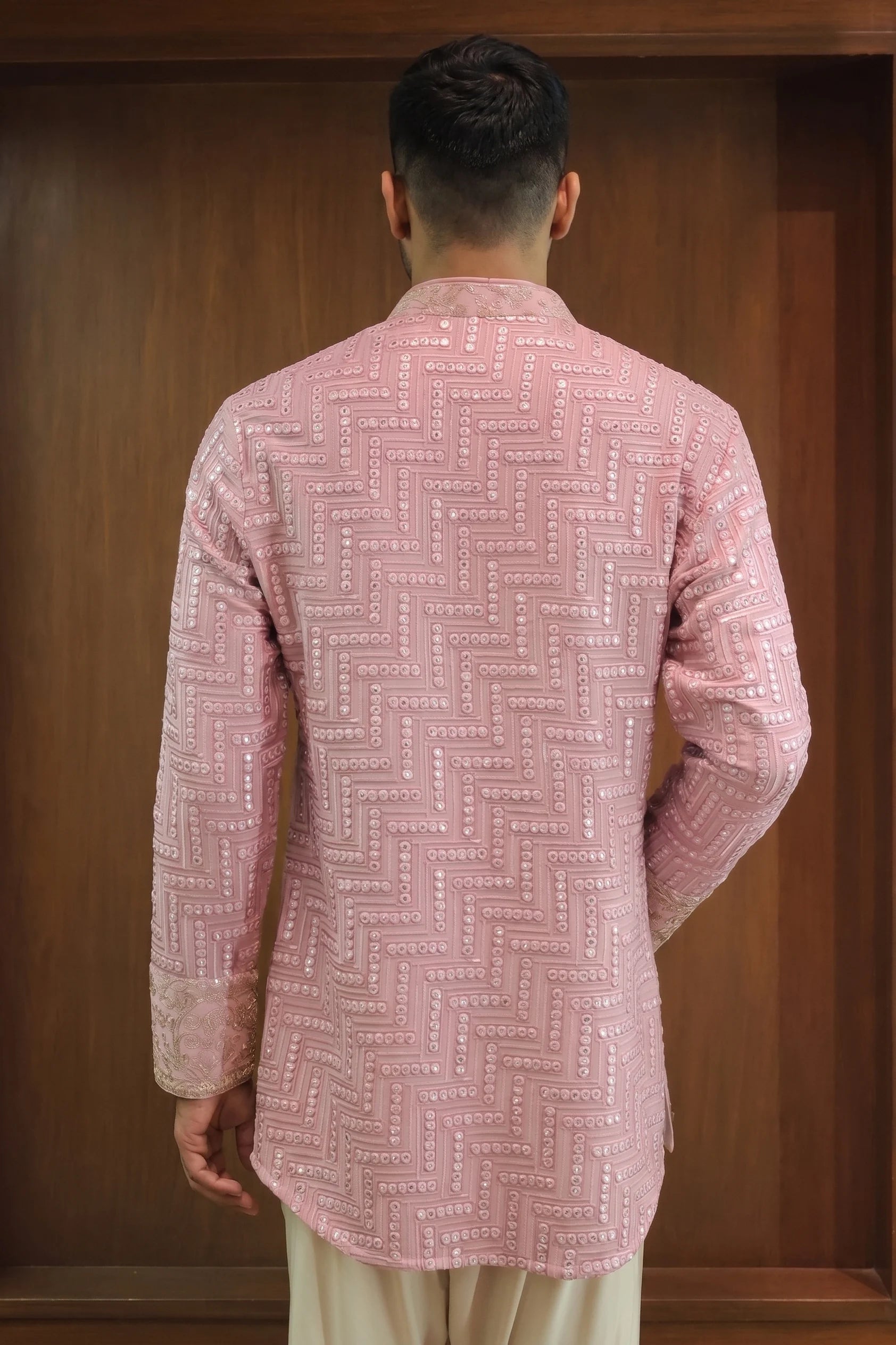 Gulabo Lilac Embroidered Kurta with Stole – stole detail | Char Chaand