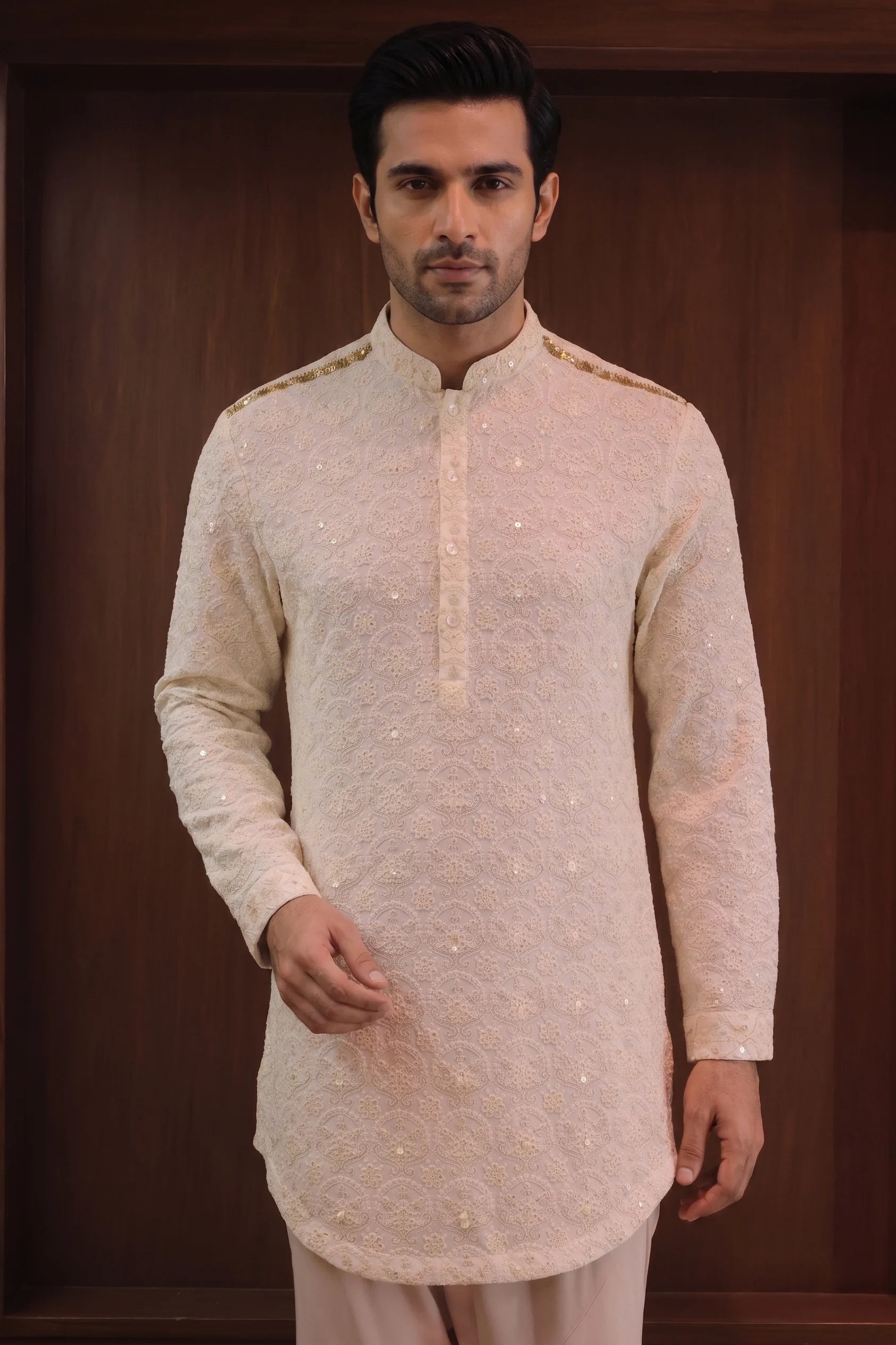 Regal Chikankari Embroidered Kurta – front view | Char Chaand