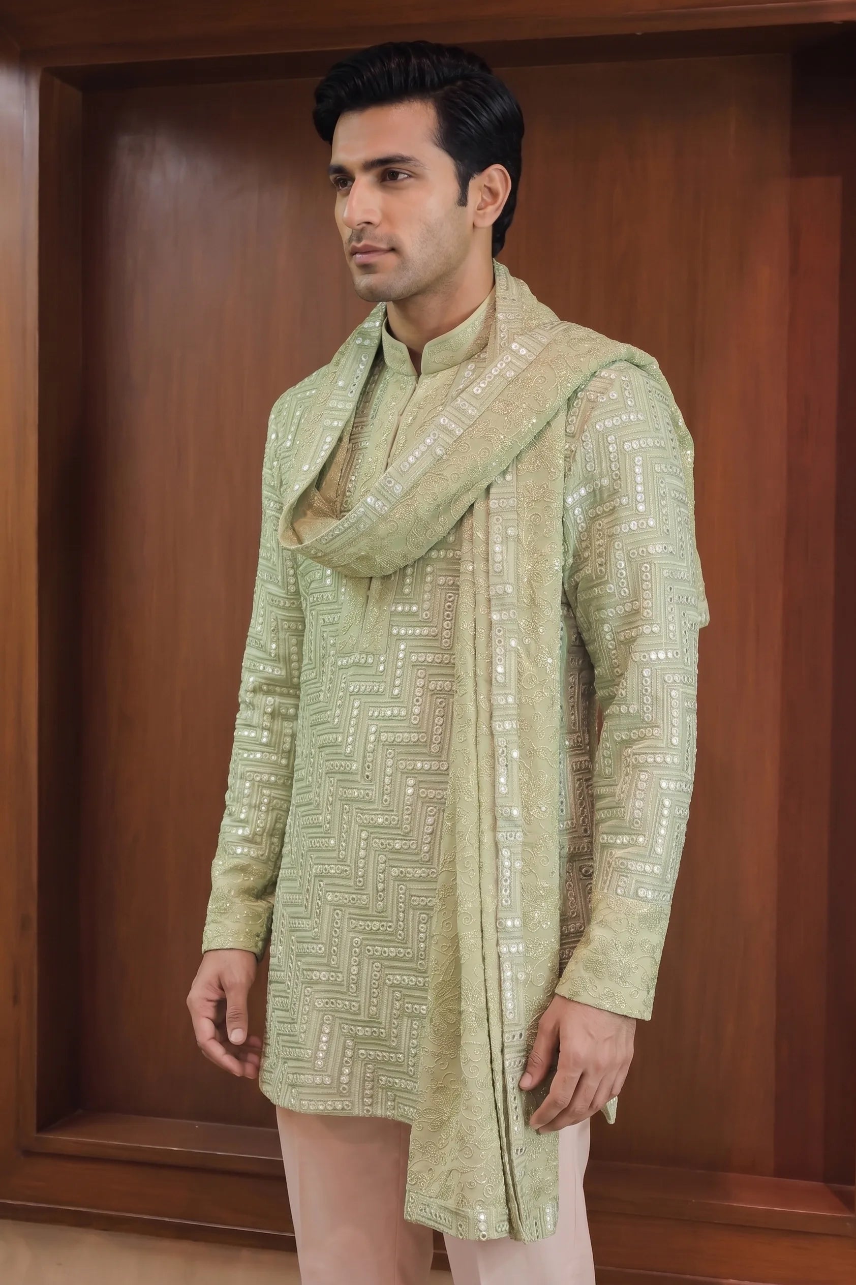 Mehfil Green Embroidered Kurta with Stole – side view | Char Chaand