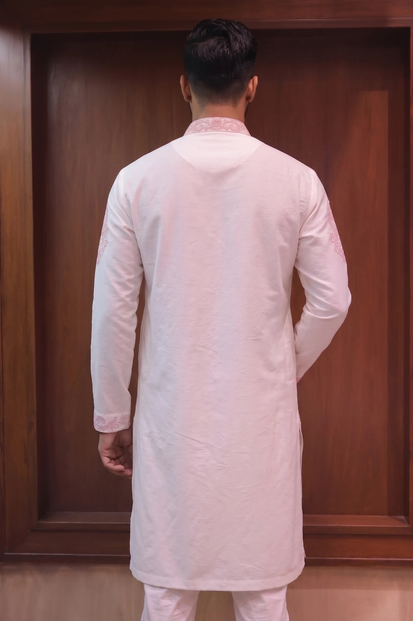 Ivory Chanderi Embroidered Kurta – embroidery detail | Char Chaand