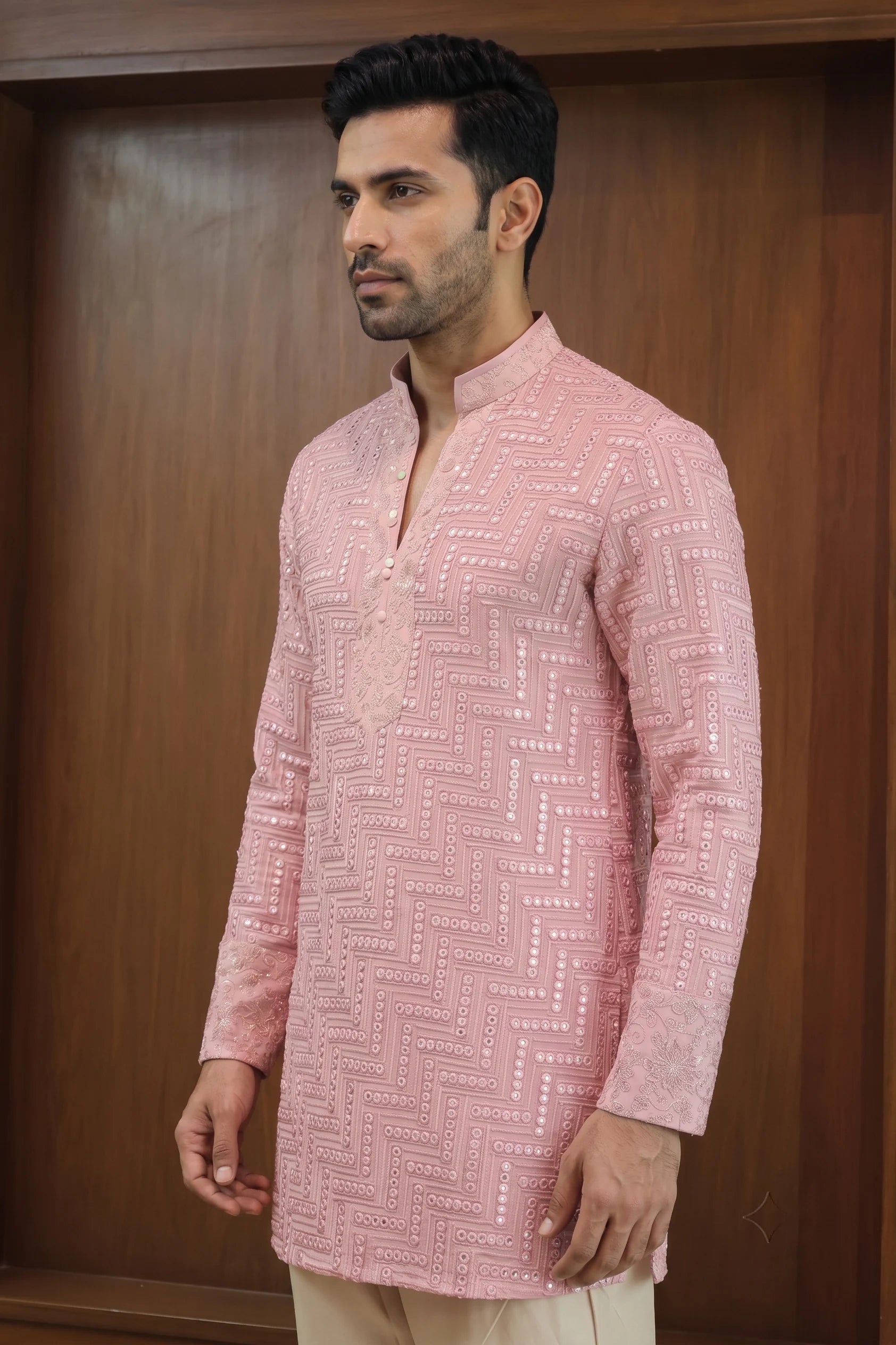 Gulabo Lilac Embroidered Kurta with Stole – side view | Char Chaand